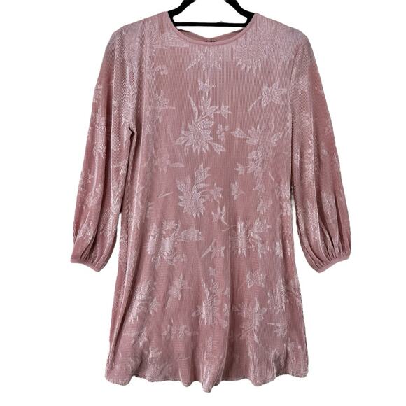 NWT Urban Outfitters Mary Kate Pleated Floral Shift Dress long sleeve rose sz xs - Picture 3 of 15